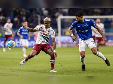 Com o ídolo em campo, Flu sofreu apenas dois gols