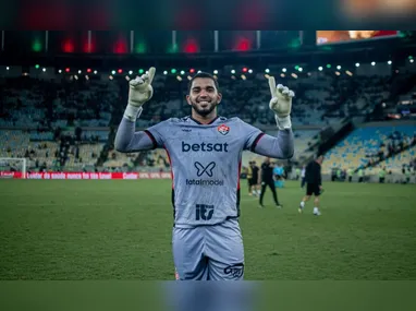 Juan Pablo Freytes assinou contrato de quatro anos com o Fluminense