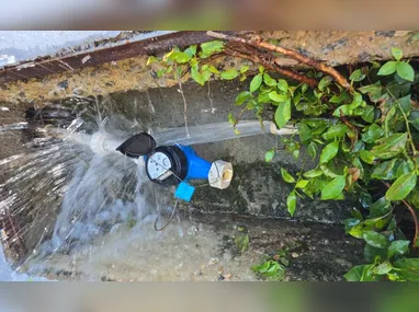 No Jardim Bom Retiro, em São Gonçalo, foram retiradas mais de 35 toneladas de barricadas