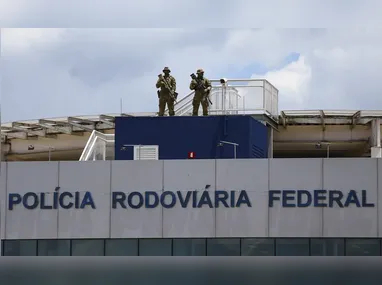 Juliana Rangel segue em estado gravíssimo no Hospital Adão Pereira Nunes