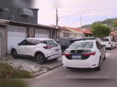 Policiais civis cumpriram mandados de busca e apreensão em locais associados ao acusado