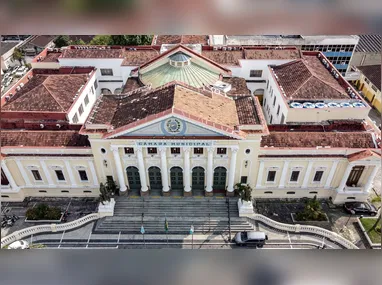 Carlos Bolsonaro (PL) e Marcio Ribeiro (PSD) foram os dois mais votados na capital carioca