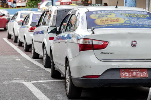 A Bandeira 2 já é uma tradição e serve como um '13º' para os taxistas