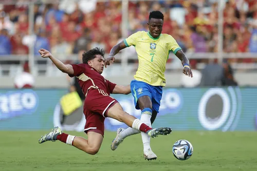 Vini Jr perdeu um pênalti e desperdiçou chance de levar o Brasil ao 2º lugar