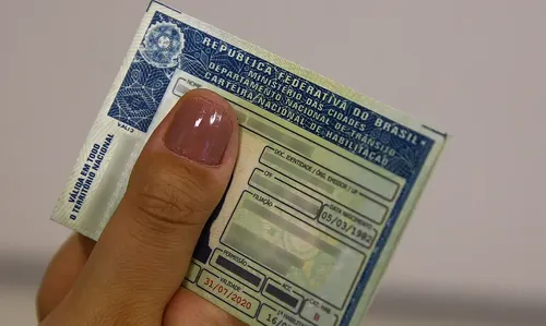 Os golpistas enviam mensagens de texto se passando pelo Detran