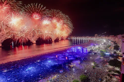 Réveillon de Copacabana: espetáculo encanta o mundo todo