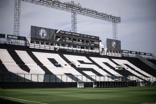 Estádio foi inaugurado em 21 de abril de 1927