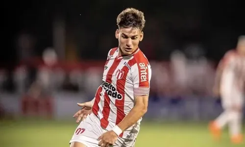 Lavega estava no River Plate (URU)