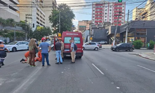 Equipes da Corpo de Bombeiros socorreram a vítima