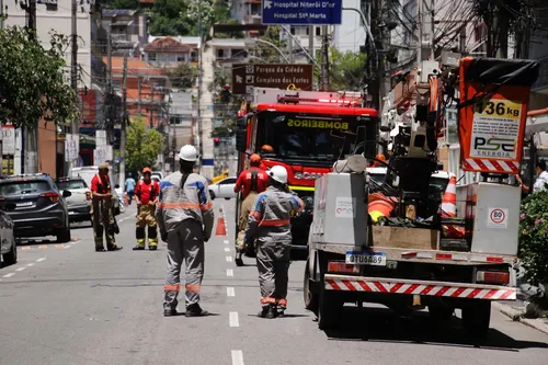 Equipes da Enel foram acionadas para o local