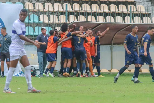 Jogadores comemoraram muito o acesso inédito para a Série A2