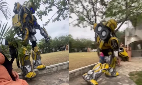 Bumblebee caiu ao chegar na festa infantil