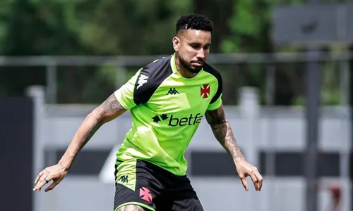 Jair teve ruptura do ligamento cruzado do joelho esquerdo no jogo diante do Flamengo