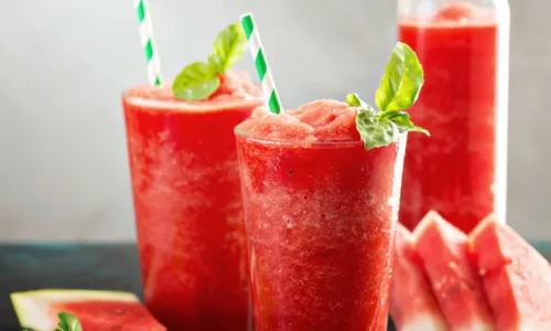 Além de refrescante, a combinação dos ingredientes é perfeito para a hidratação