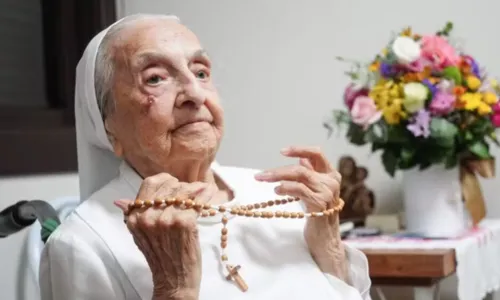 Atualmente, Inah mora na casa da Congregação Irmãs Teresianas do Brasil, em Porto Alegre, e leva uma vida tranquila e organizada