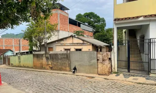 Casa da família onde ocorreram as agressões e o pedido de ajuda da criança aos policiais