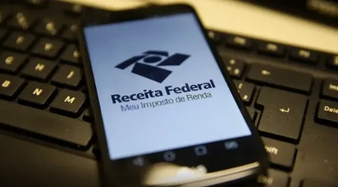 A consulta ao lote de restituição pode ser feita desde o dia 24 de janeiro, no site da Receita Federal