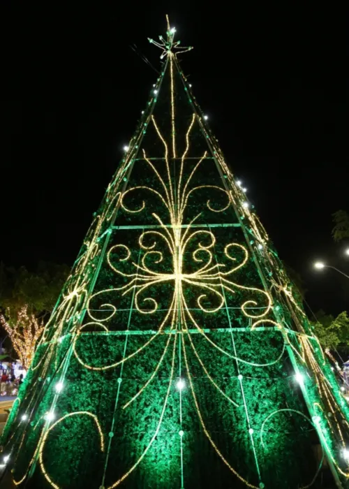 Abertura contará com um desfile temático marcando a chegada do Papai Noel