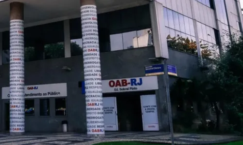 A OAB-RJ está disponibilizando 500 bolsas integrais para pós-graduação em Direito Empresarial