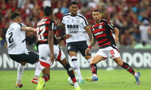 No Maracanã, o Flamengo perdeu por 2 a 1