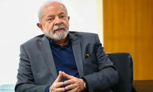 Lula teve um ferimento na cabeça após sofrer uma queda