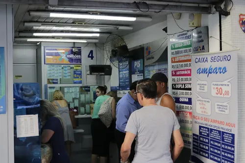 As apostas podem ser feitas até as 19h, em qualquer casa lotérica credenciada do país ou pela interne