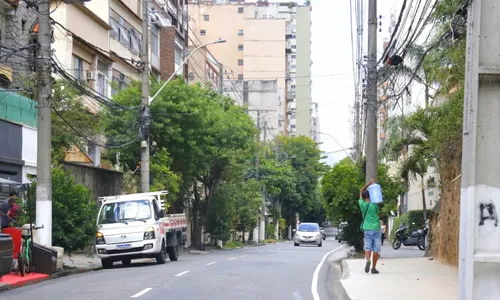 Casal morava com a mãe da vítima no bairro de Icaraí, em Niterói