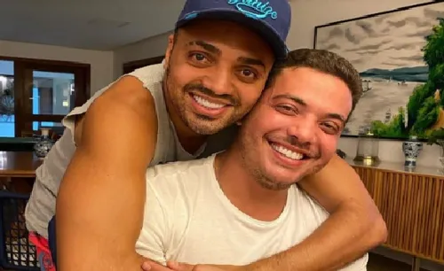 Wesley Safadão e o humorista Tirulipa