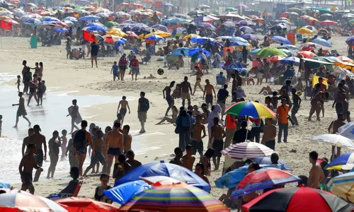 Praia do Rio de Janeiro ficaram lotadas neste verão