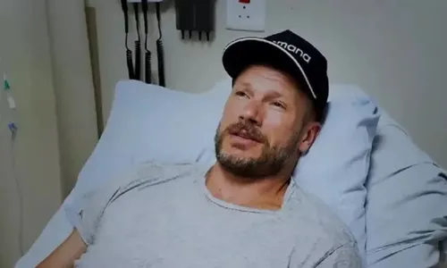 Rodrigo Hilbert se recuperou bem e já está no Brasil