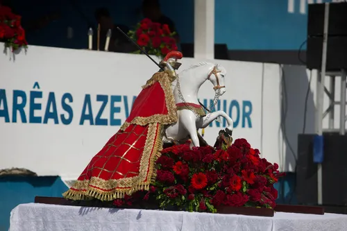 Dia de São Jorge fecha o megaferiado