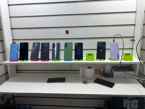 Os celulares apreendidos passarão por perícia
