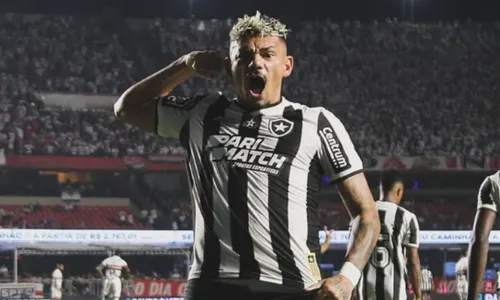 Tiquinho Soares marcou 44 gols com a camisa do Botafogo