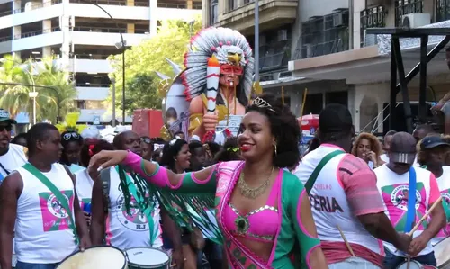 Rio terá mais de 50 blocos animando as ruas nesta segunda (3)