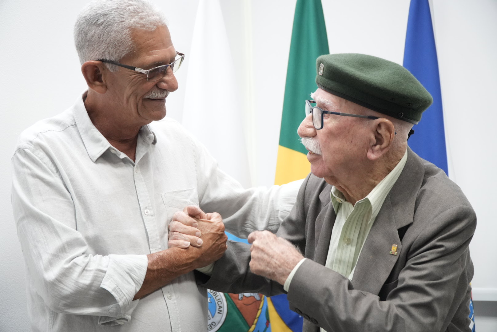 Aos 103 anos, veterano da Segunda Guerra é homenageado em SG