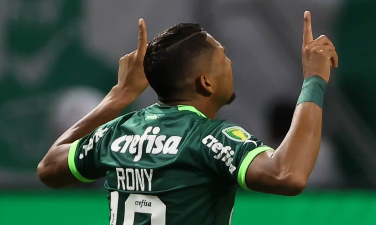 Fluminense desiste de contratar atacante Rony, do Palmeiras