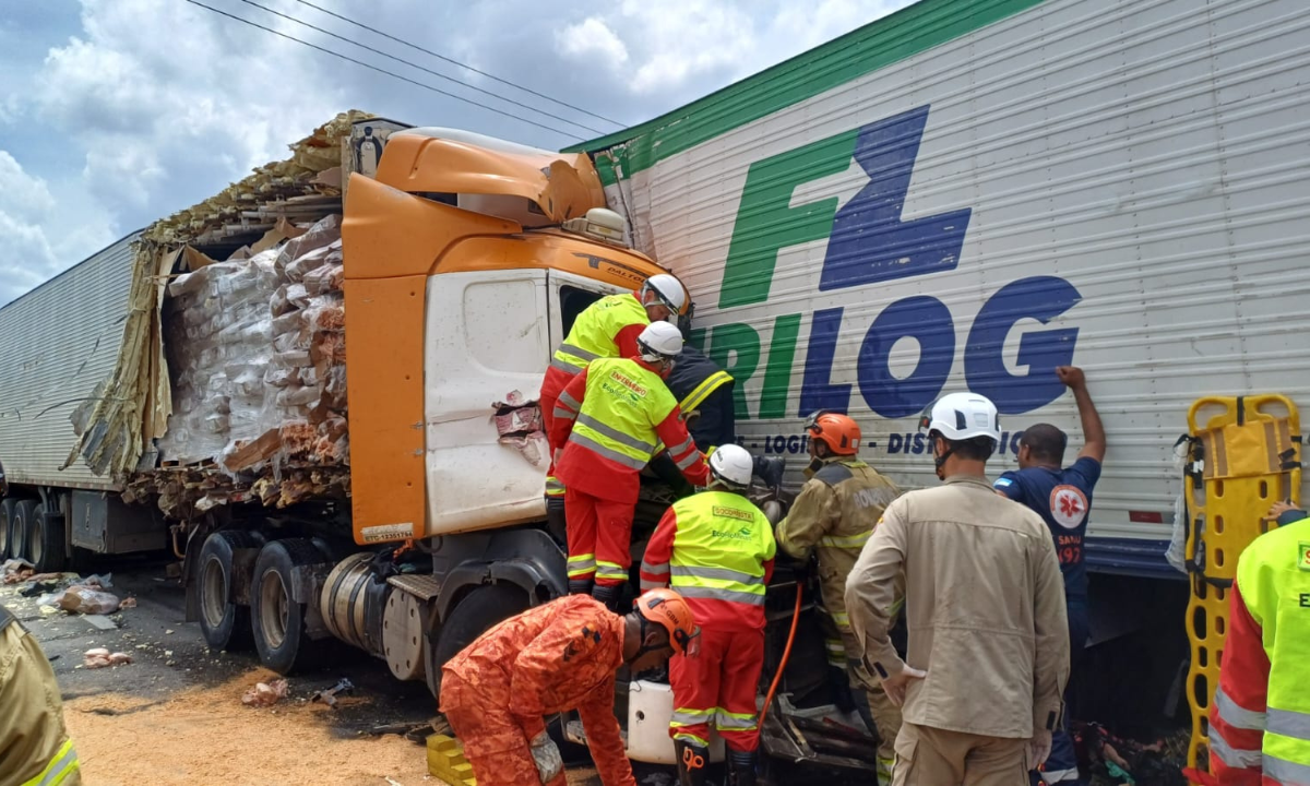 Morre uma das vítimas de grave acidente na Dutra