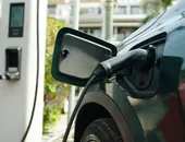 Inconstitucionalidade da lei municipal de Niterói sobre recarga de veículos elétricos