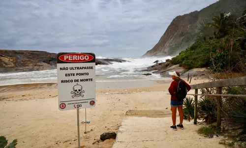 Marinha alerta que ressaca oferece risco de vida