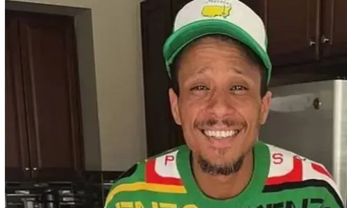 Floyd Roger Myers Jr sofreu um ataque cardíaco em casa