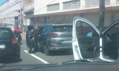 Criminoso foi capturado na altura da saída 7 da Linha Amarela
