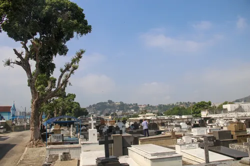 Cemitério do Maruí, no Barreto, em Niterói