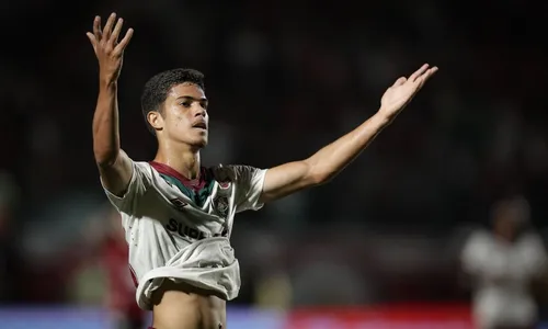 Julio Fidelis tem contrato com o Fluminense até o fim de 2028