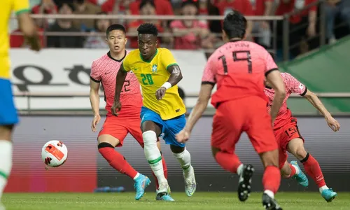 Vini Jr.. marcou o quinto gol da partida