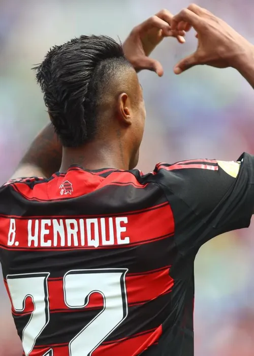 Bruno Henrique marcou o primeiro gol e deu assistência no segundo