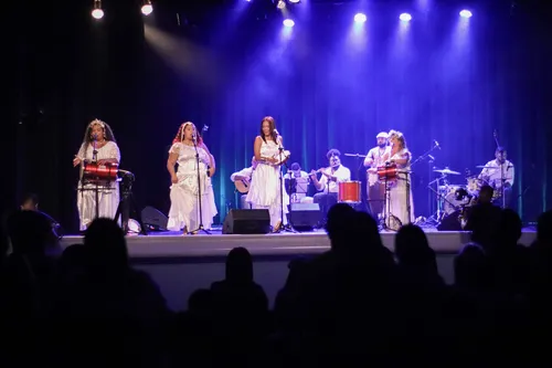 Samba às Claras celebra a obra de Clara Nunes com música e emoção