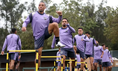 Botafogo realizou o último treino neste sábado (14)