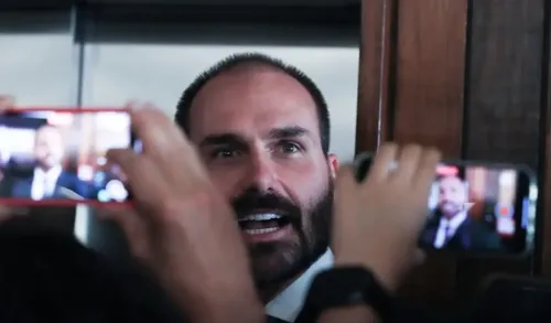 Eduardo é investigado por supostamente articular, junto ao governo norte-americano, medidas de retaliação contra o Brasil