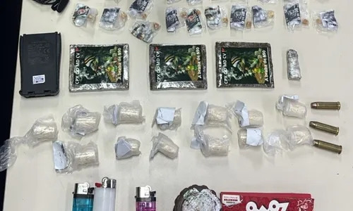 Material apreendido com o suspeito