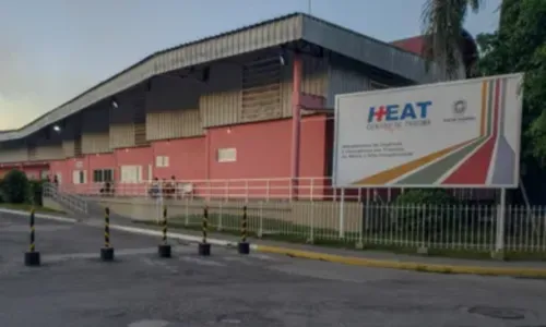 Homem foi socorrido e levado para o hospital; ele já recebeu alta